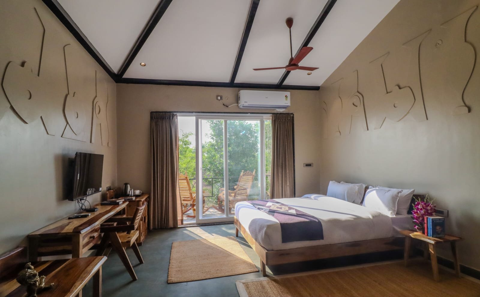 MEMBERS SPECIAL ROOM OFFER